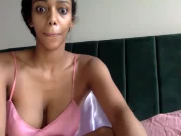 webcam girl sophieinthecity capture image #32856
