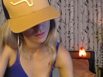 webcam girl lucy_gooosey capture image #22595