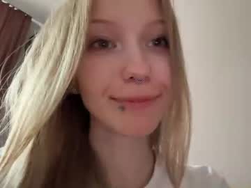 webcam girl gertrudeuran capture image #205426