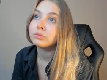 webcam girl pewdieevaa capture image #51495