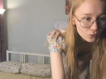 webcam girl peggybanwell capture image #105408
