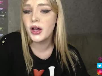 webcam tranny krisi_myrr capture image #135338