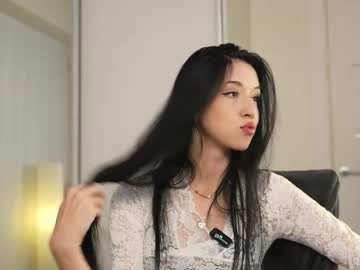 webcam girl lili_kissy_ capture image #180365