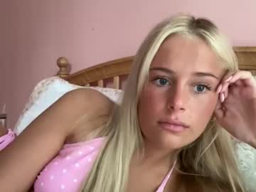 webcam girl miaskyexoxo capture image #160400
