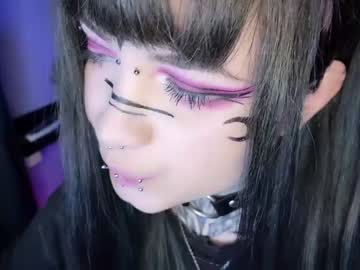 webcam girl i_died_again capture image #16345