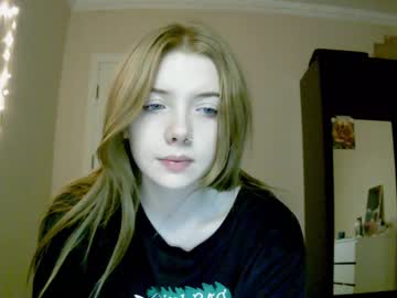 webcam girl lilllylovyou capture image #63799