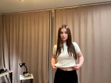 webcam girl meridethvilca capture image #183631