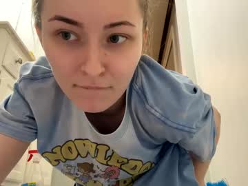 webcam girl chatwithbri capture image #181499