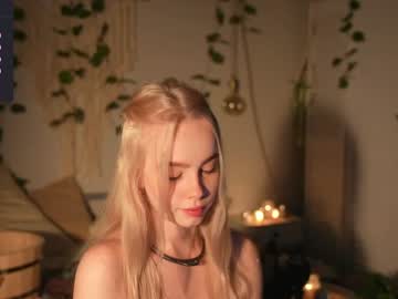 webcam girl mother__of__dragons capture image #63680