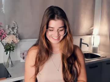 webcam girl mariamcheatwood capture image #120026
