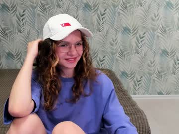 webcam girl valeriya_land capture image #106438