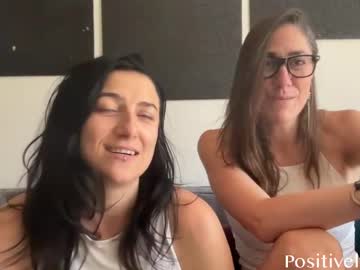 webcam girl smiles_n_smut capture image #174467