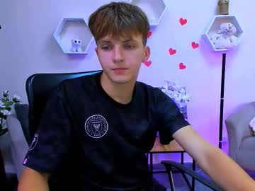 Sex cam beauty travis_wolf_