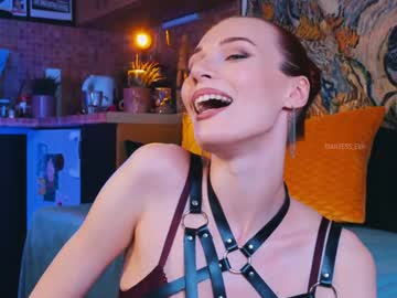 Sex cam beauty giantess_eva