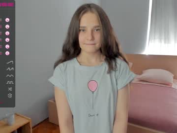 webcam girl sunshy_girl capture image #1838