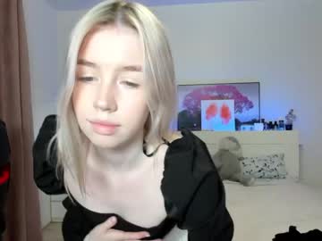 webcam girl _emiliaaa capture image #2037