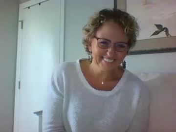 Sex cam beauty momnxtdoor