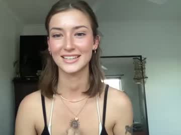 webcam girl lucyy_1 capture image #104199