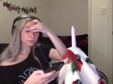 webcam girl petiteblondie13 capture image #99562