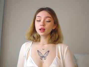 webcam girl adelewilson__ capture image #32070