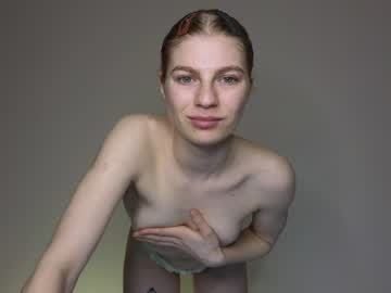 webcam girl heroine_of_your_life capture image #95459