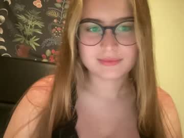 webcam girl sarahmartin420 capture image #34361