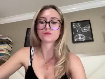 Sex cam beauty carolinejoyxo