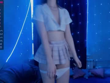webcam girl neontinyqueen capture image #14906