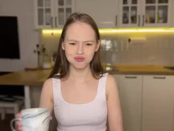 webcam girl tweety_sweetie capture image #135933