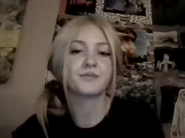webcam girl kaitlynevansx capture image #208221