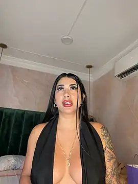 Stripchat sex cam kiim_taaylor